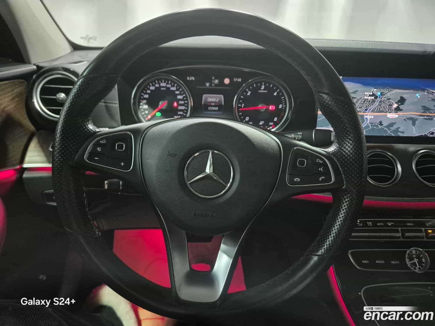 E-Class Mercedes-Benz 2017.2-OPTION-016