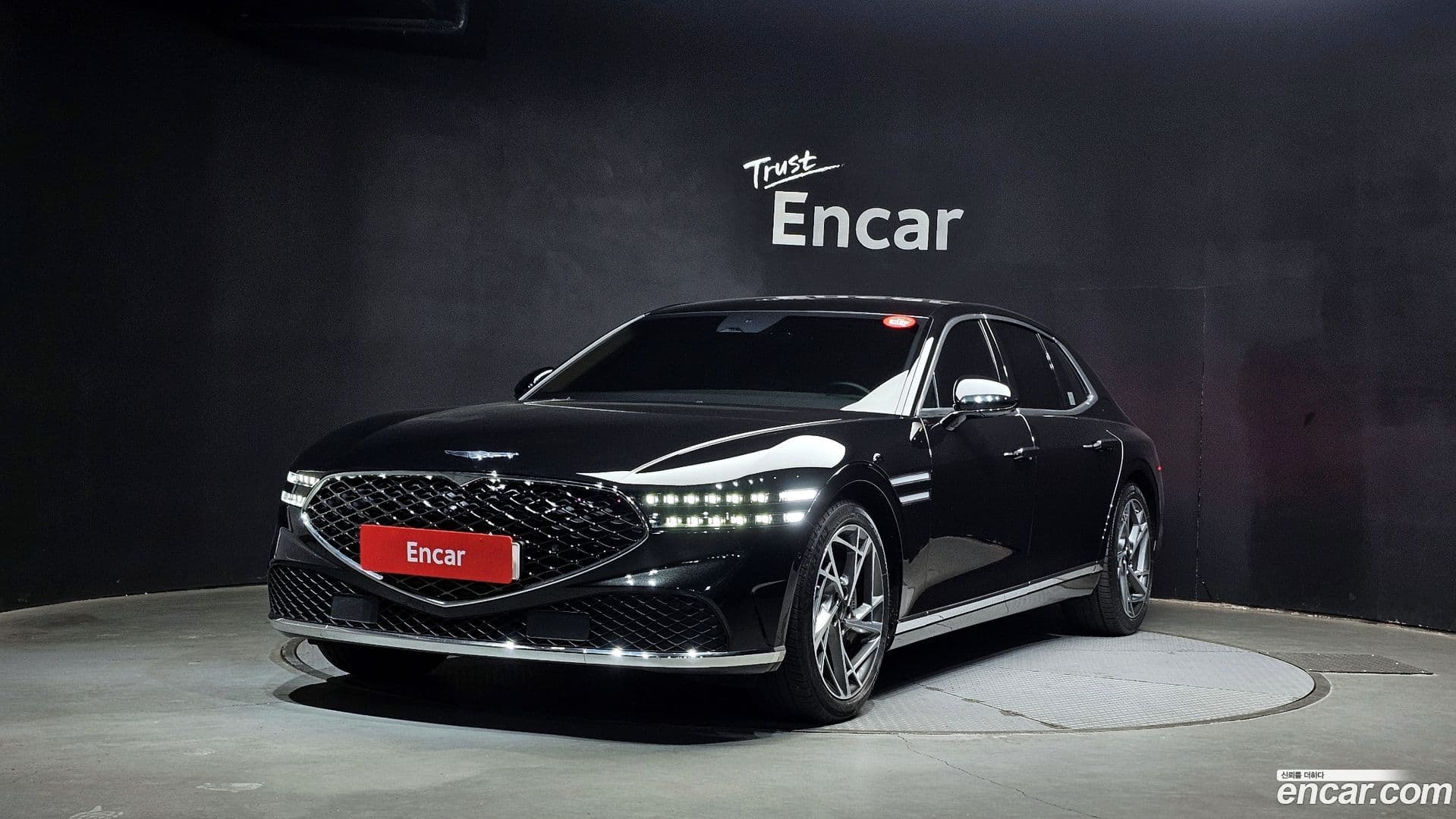 Main__Slider__Photo:G90 Genesis 2022.11-0