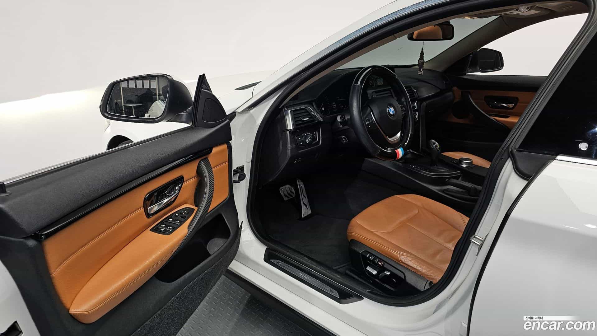 4-Series BMW 2018.10-INNER-010