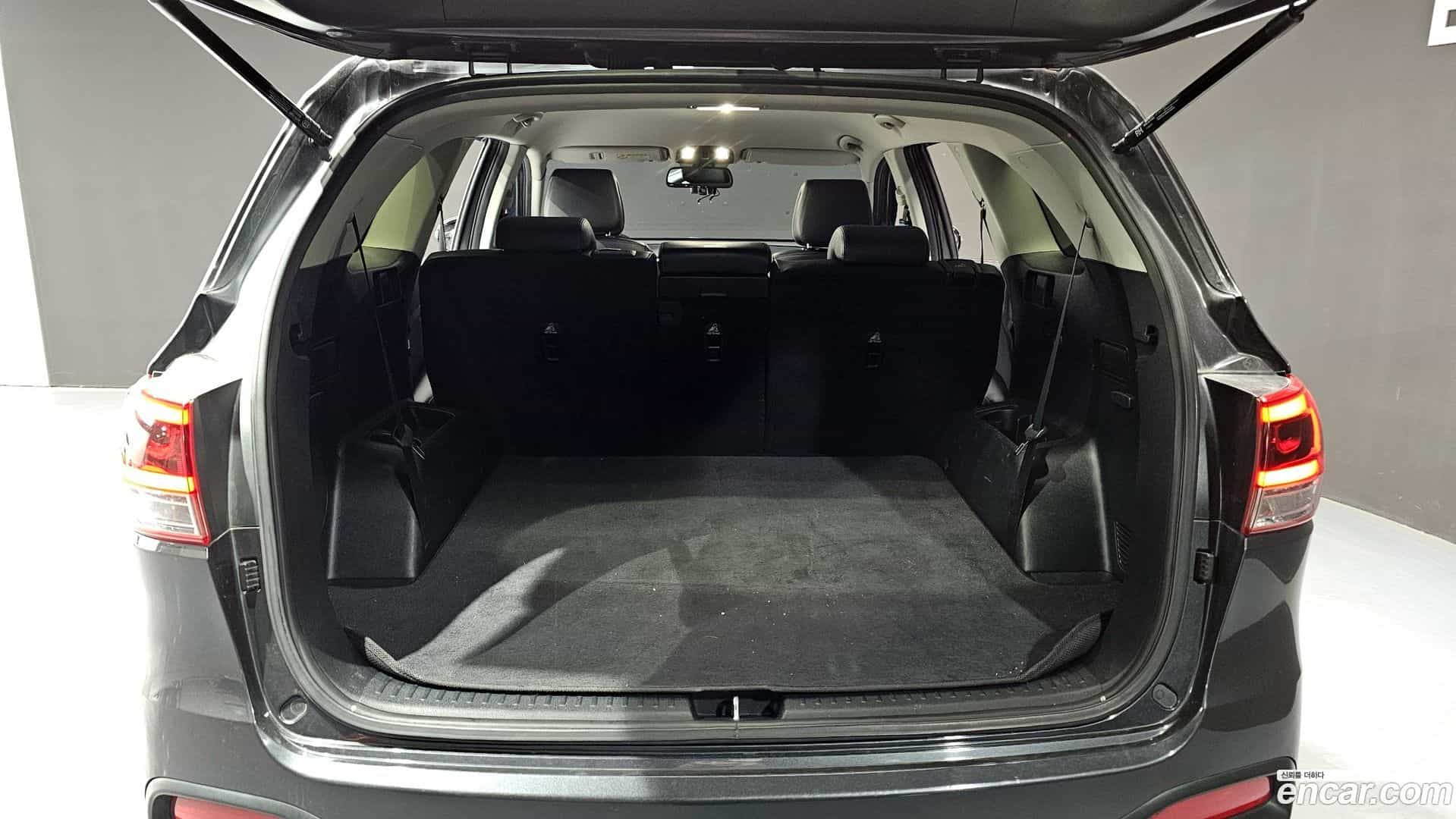 Sorento Kia 2017.0-OPTION-024