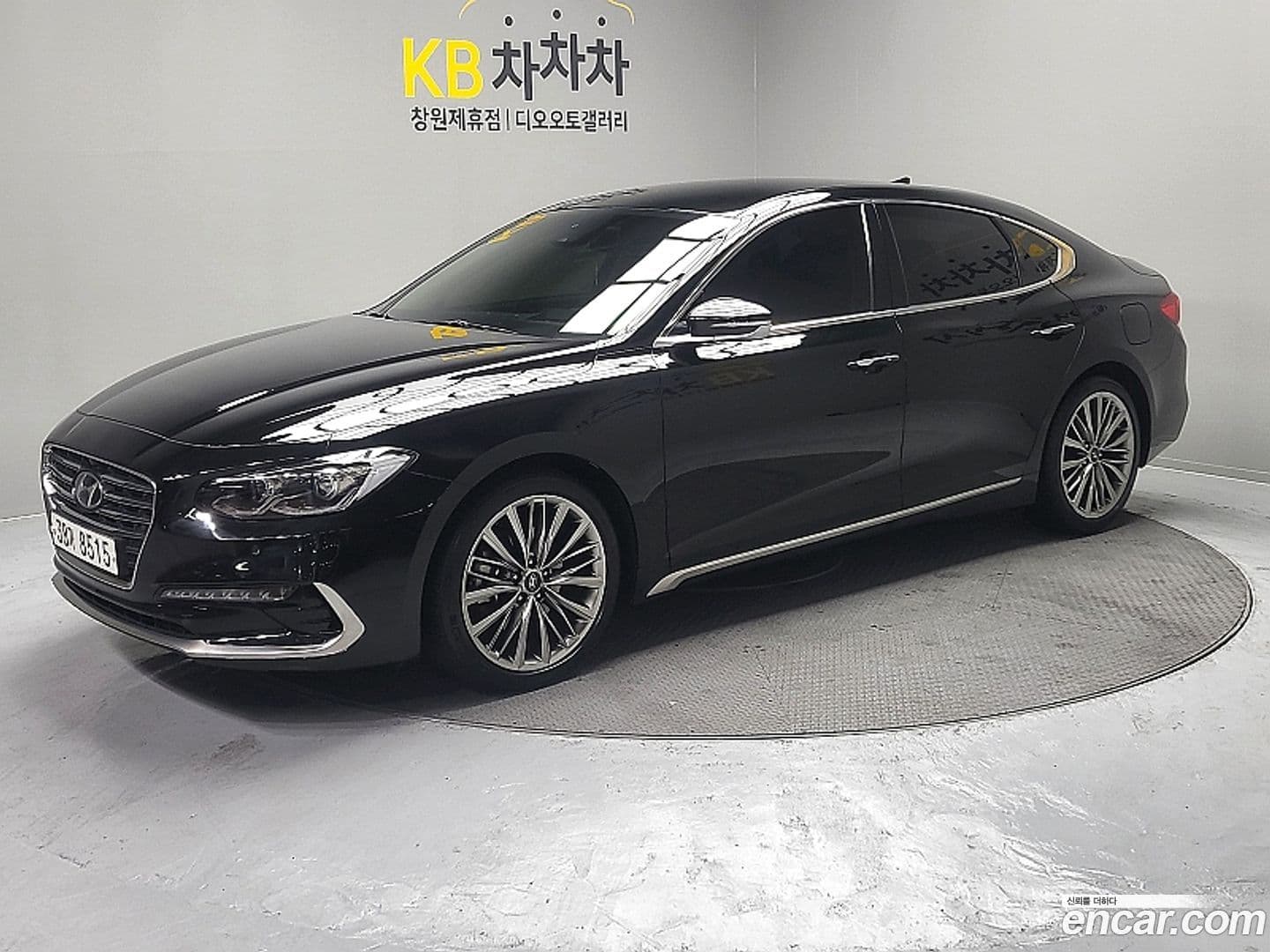 Main__Slider__Photo:Grandeur Hyundai 2017.0-0