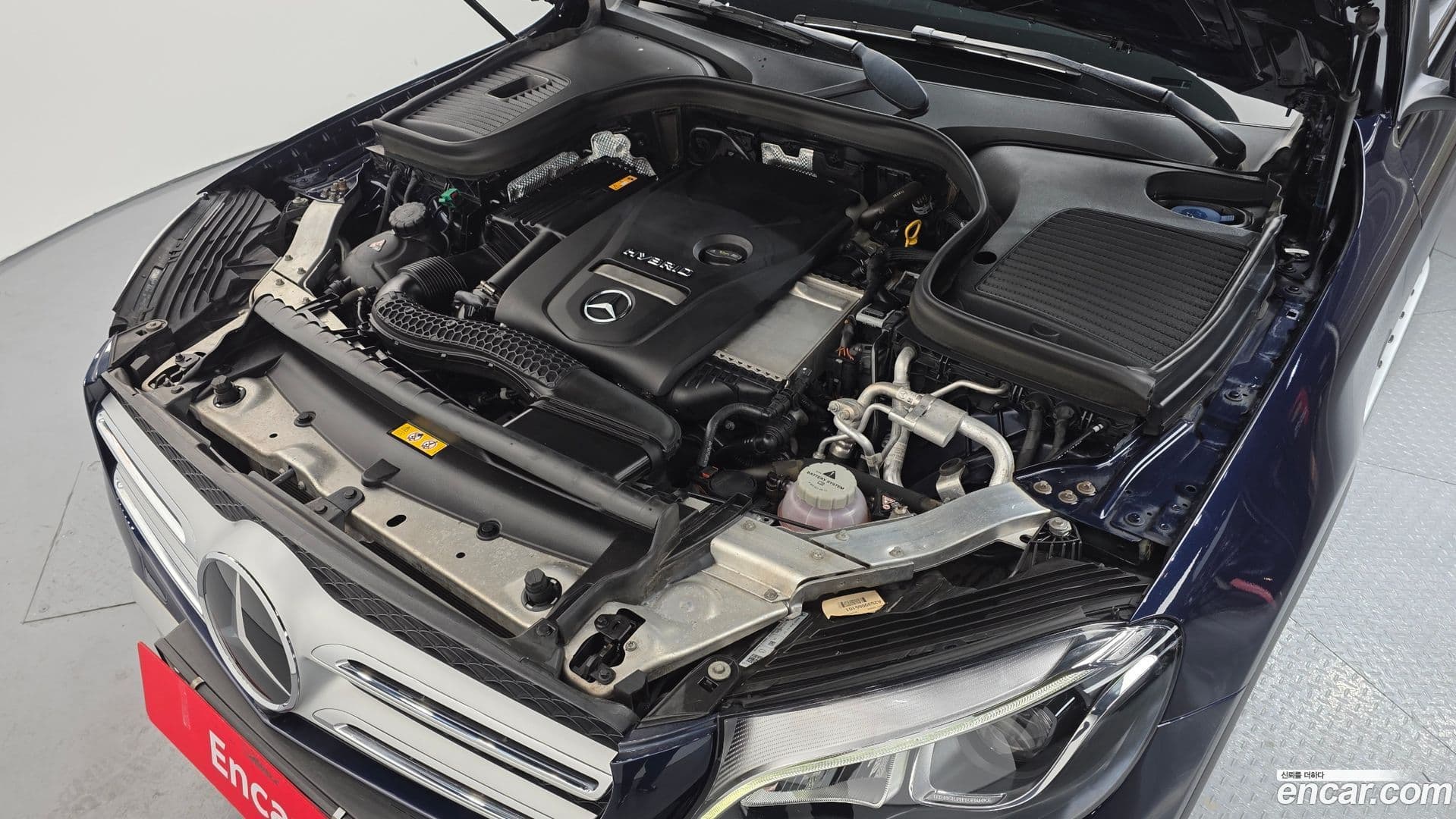 Main__Slider__Photo:GLC-Class Mercedes-Benz 2018.10-5