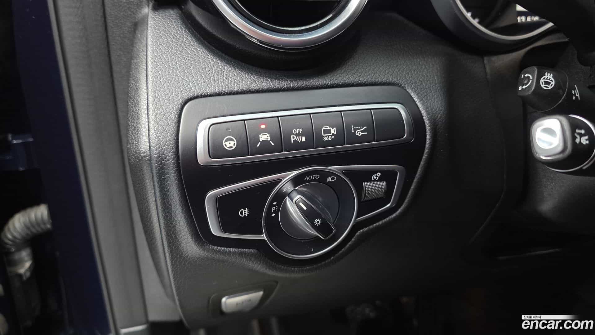 GLC-Class Mercedes-Benz 2018.10-OPTION-021