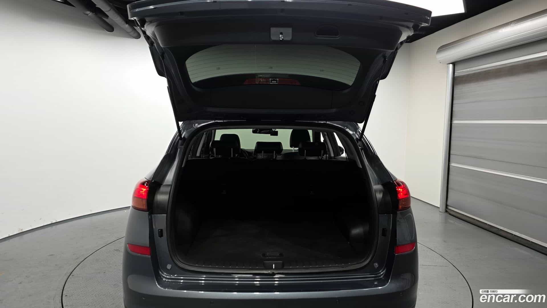 Tucson Hyundai 2018.7-OPTION-024