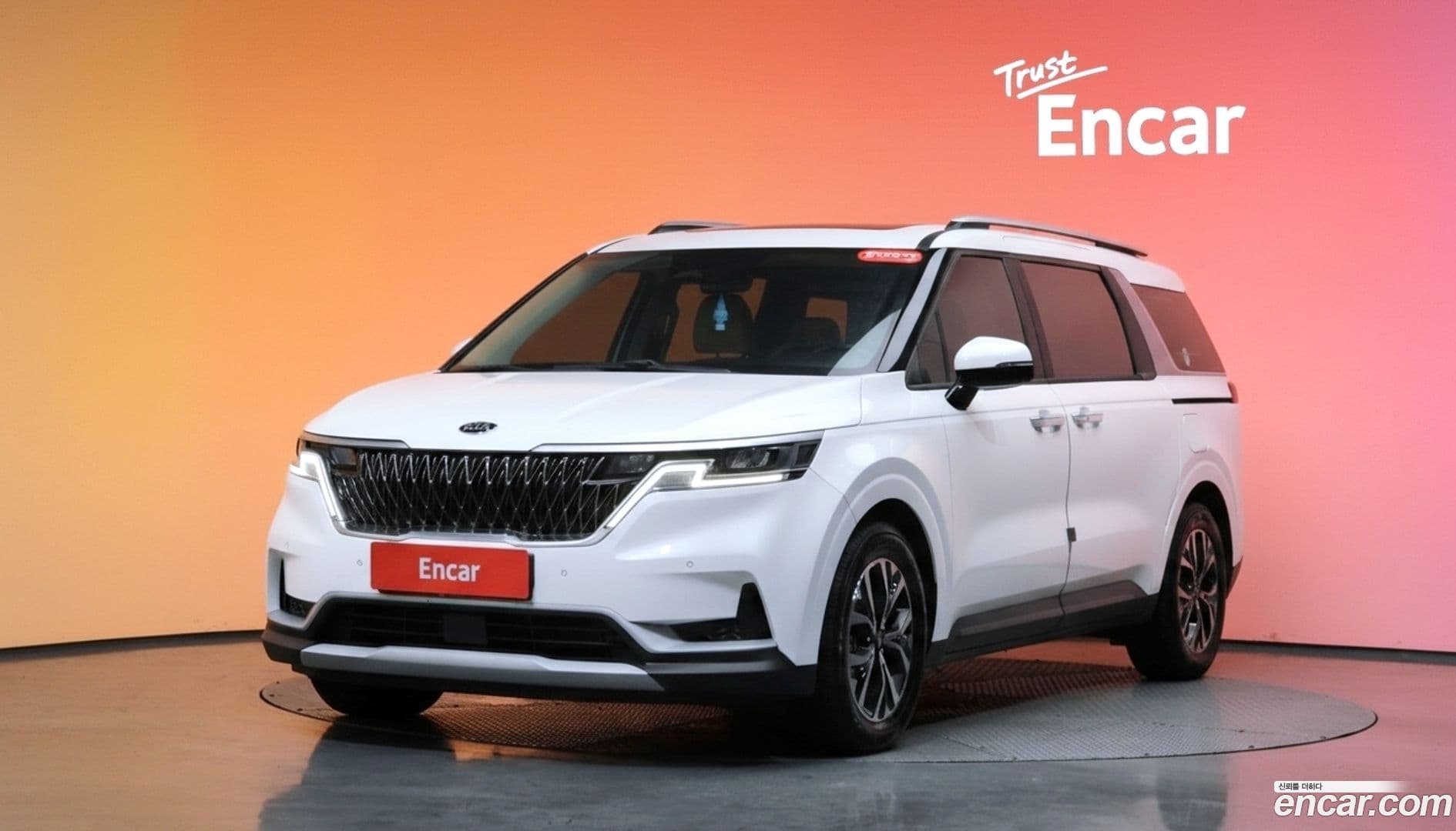 Main__Slider__Photo:Canival Kia 2020.10-0