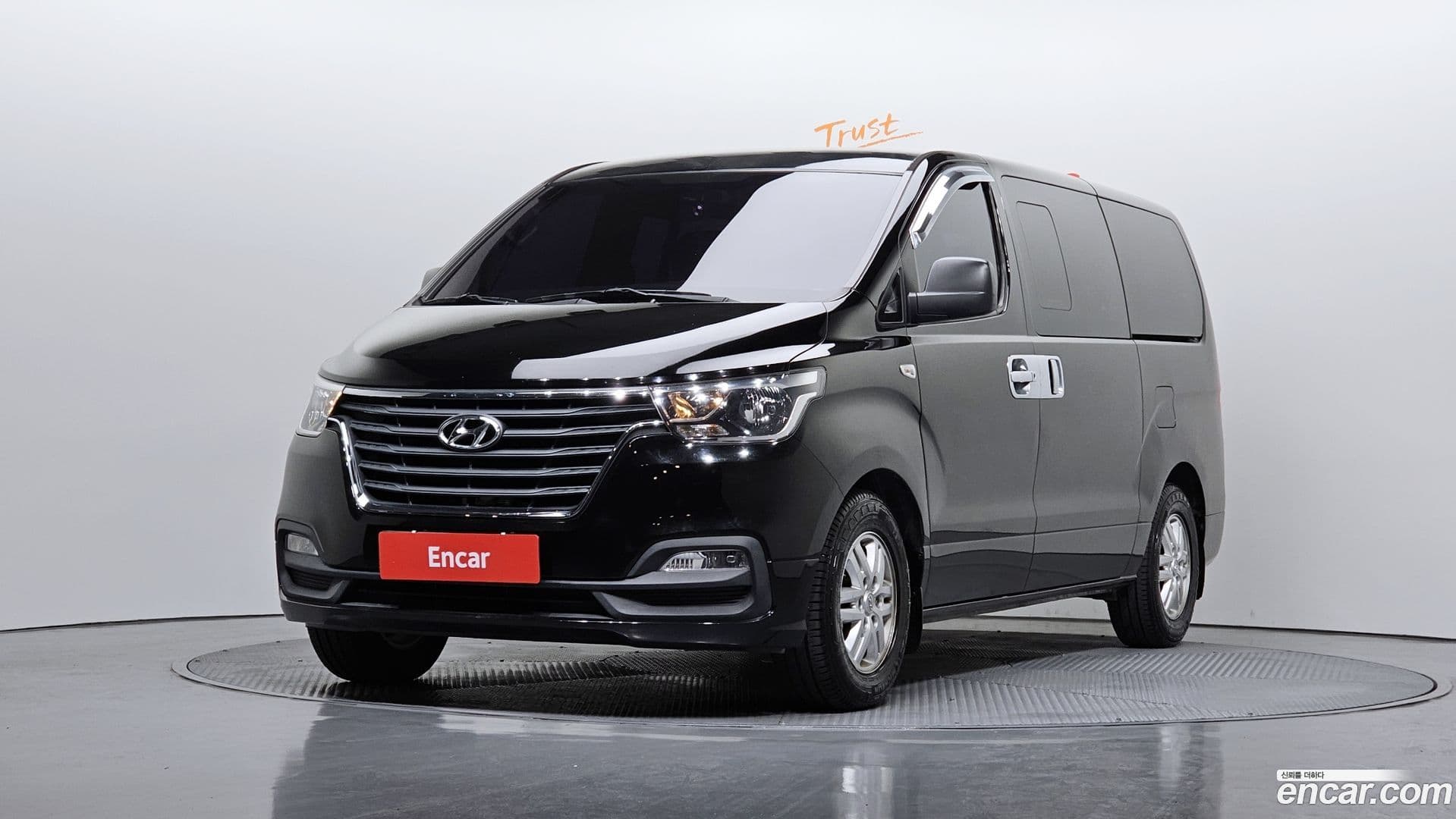 Main__Slider__Photo:Starex Hyundai 2018.5-0