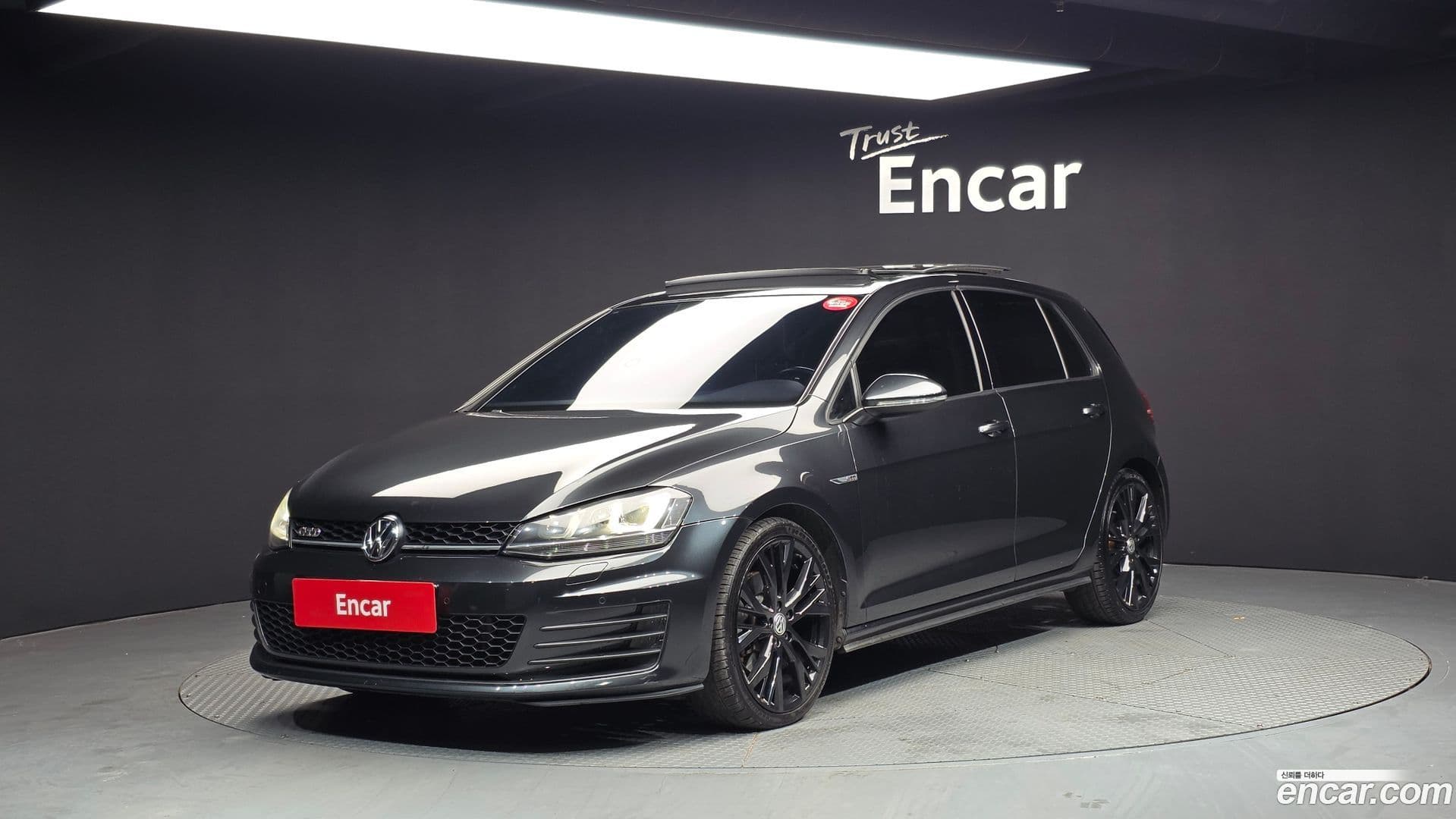Main__Slider__Photo:Golf Volkswagen 2016.4-0