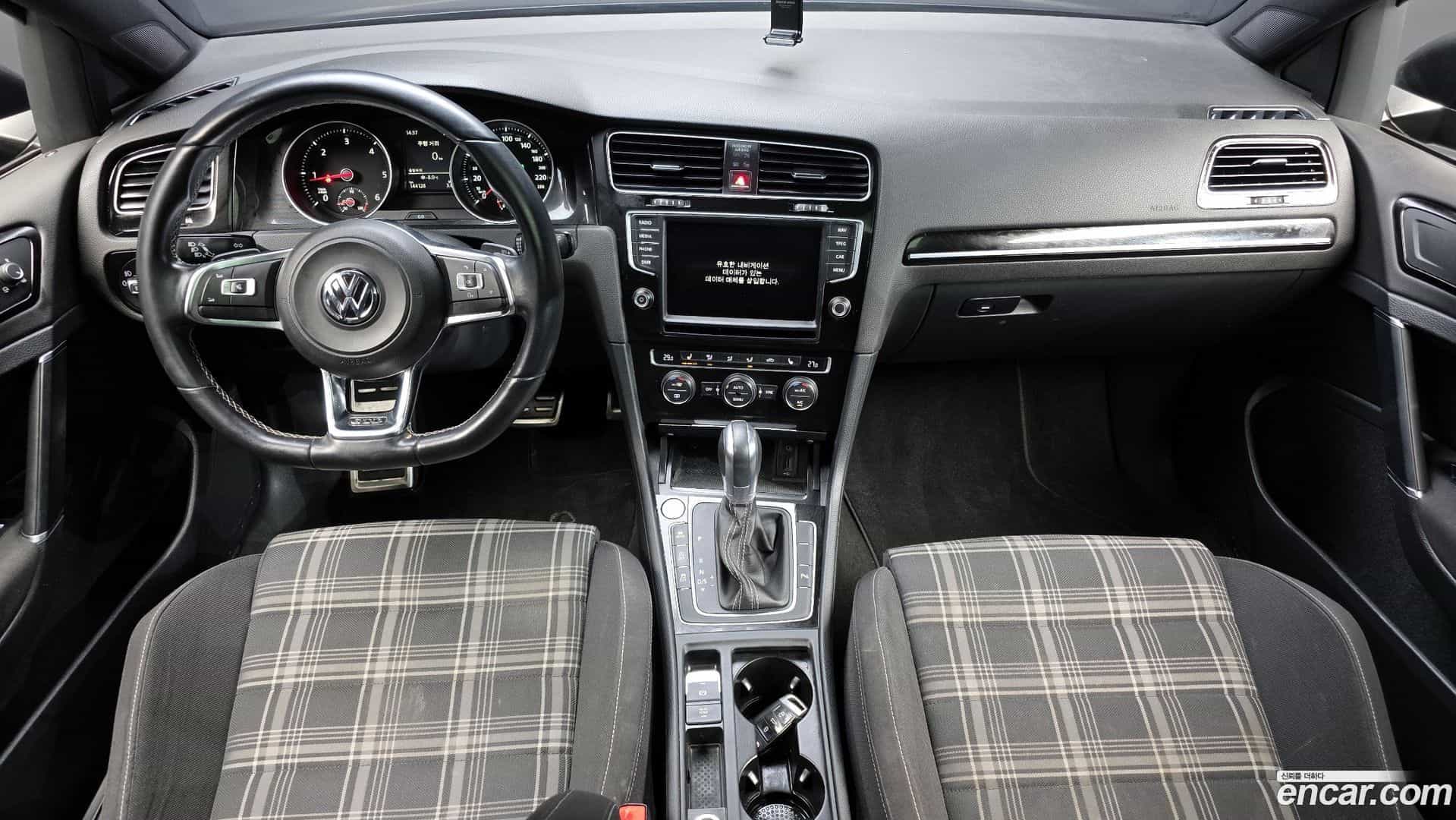 Golf Volkswagen 2016.4-INNER-007