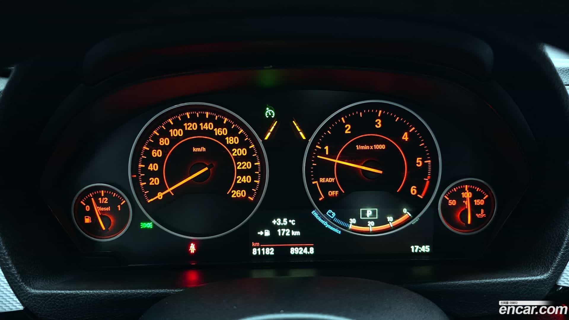 3-Series BMW 2018.0-INNER-008
