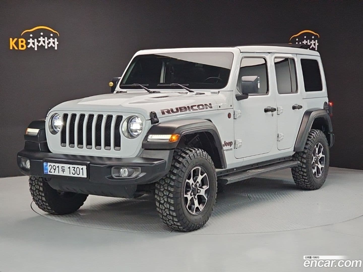 Main__Slider__Photo:Wrangler Jeep 2022.5-0
