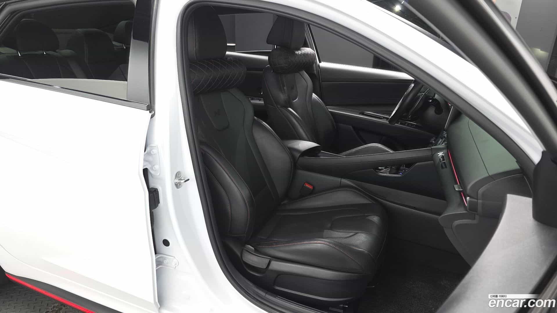 AVANTE Hyundai 2024.1-OPTION-016