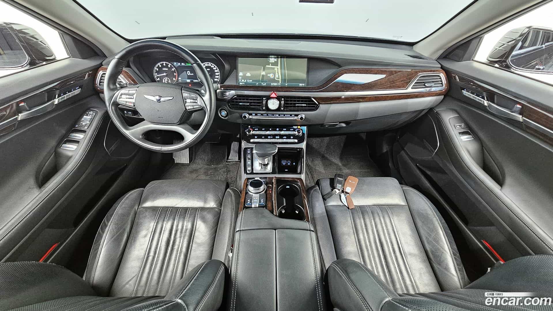 EQ900 Genesis 2018.3-INNER-007