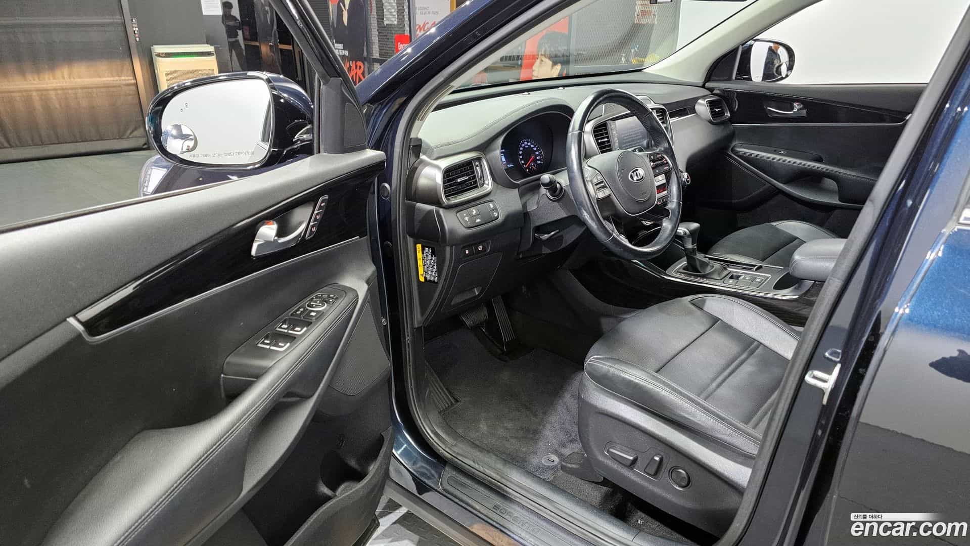 Sorento Kia 2019.10-INNER-010