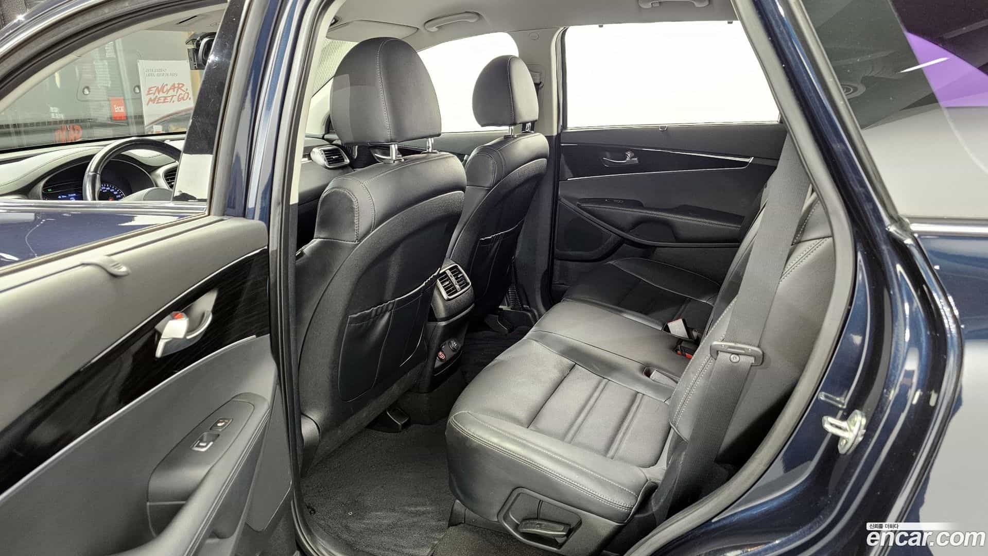 Sorento Kia 2019.10-OPTION-015