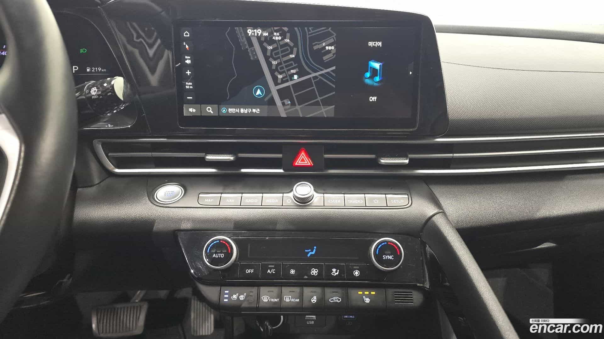 AVANTE Hyundai 2021.11-OPTION-018
