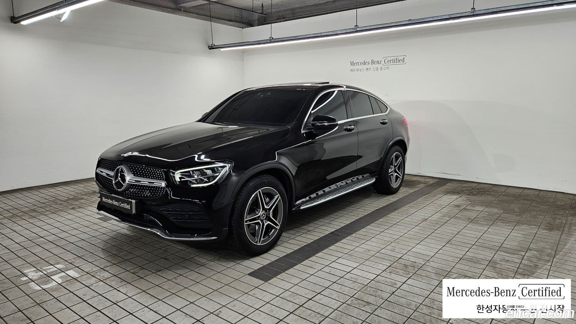 Main__Slider__Photo:GLC-Class Mercedes-Benz 2021.2-0