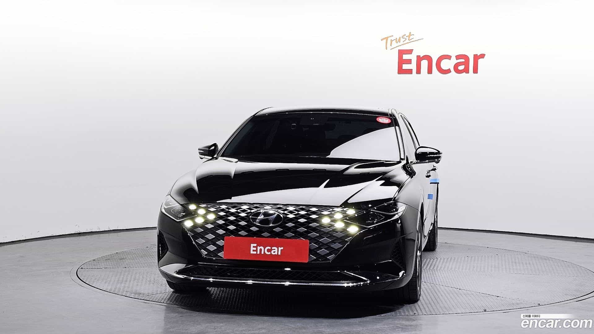 Grandeur Hyundai 2022.3-OUTER-003