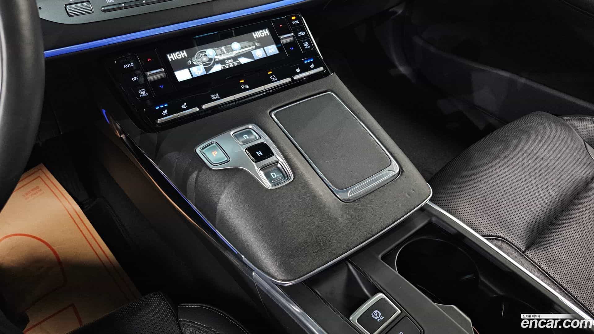 Grandeur Hyundai 2022.3-INNER-009