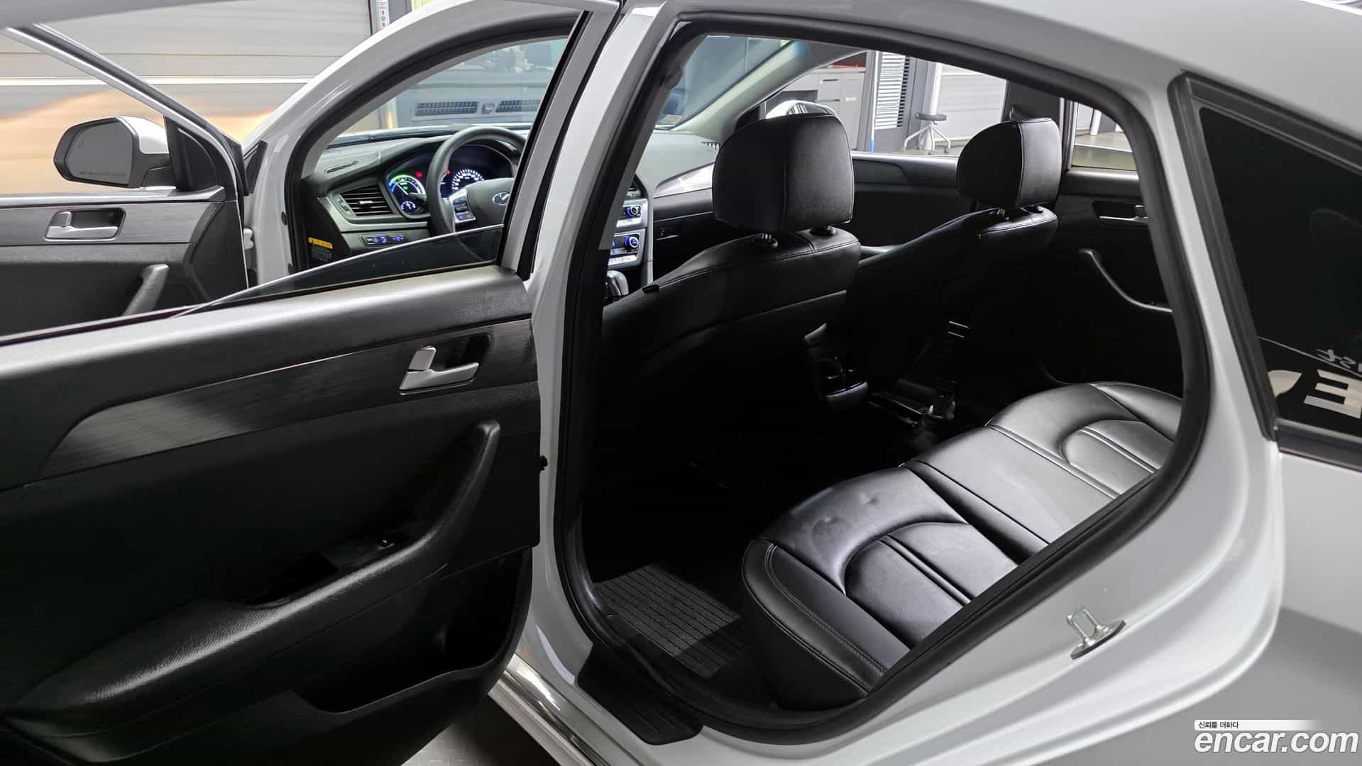 Sonata Hyundai 2017.6-OPTION-015