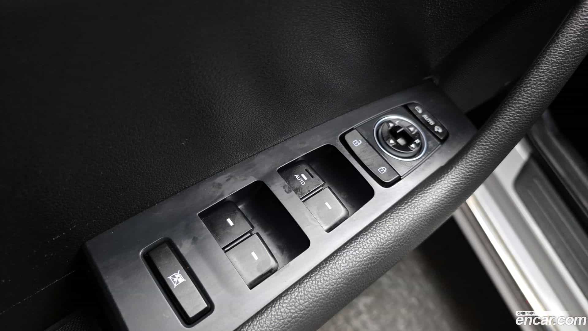 Sonata Hyundai 2017.6-OPTION-018