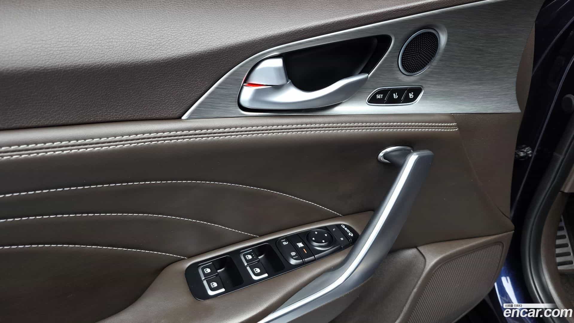 Stinger Kia 2020.11-OPTION-022