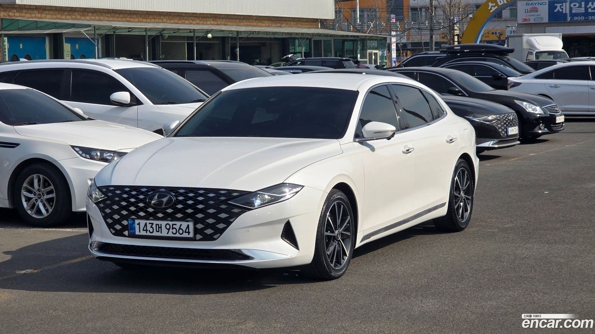 Main__Slider__Photo:Grandeur Hyundai 2020.11-0