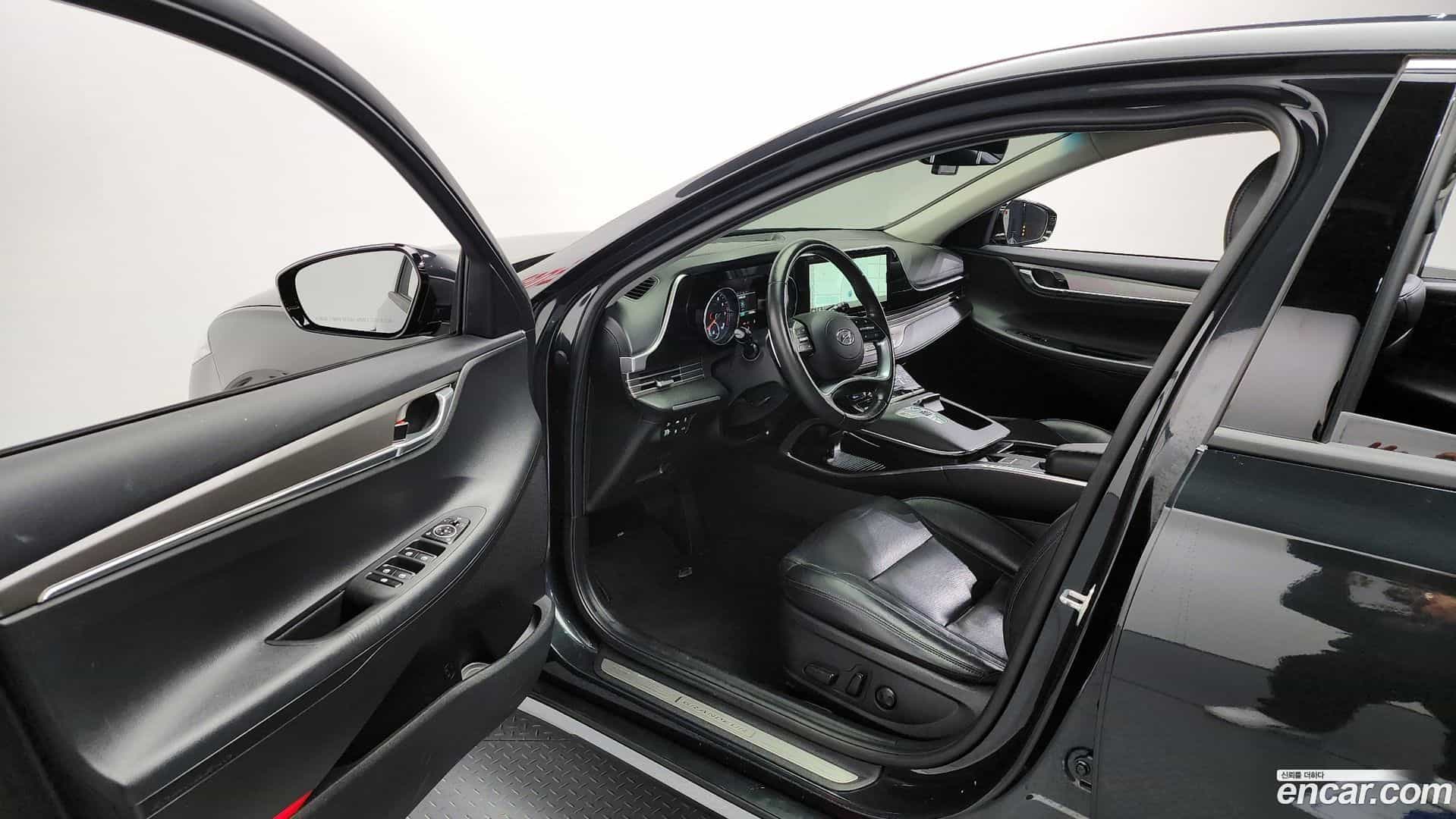 Grandeur Hyundai 2021.0-INNER-010