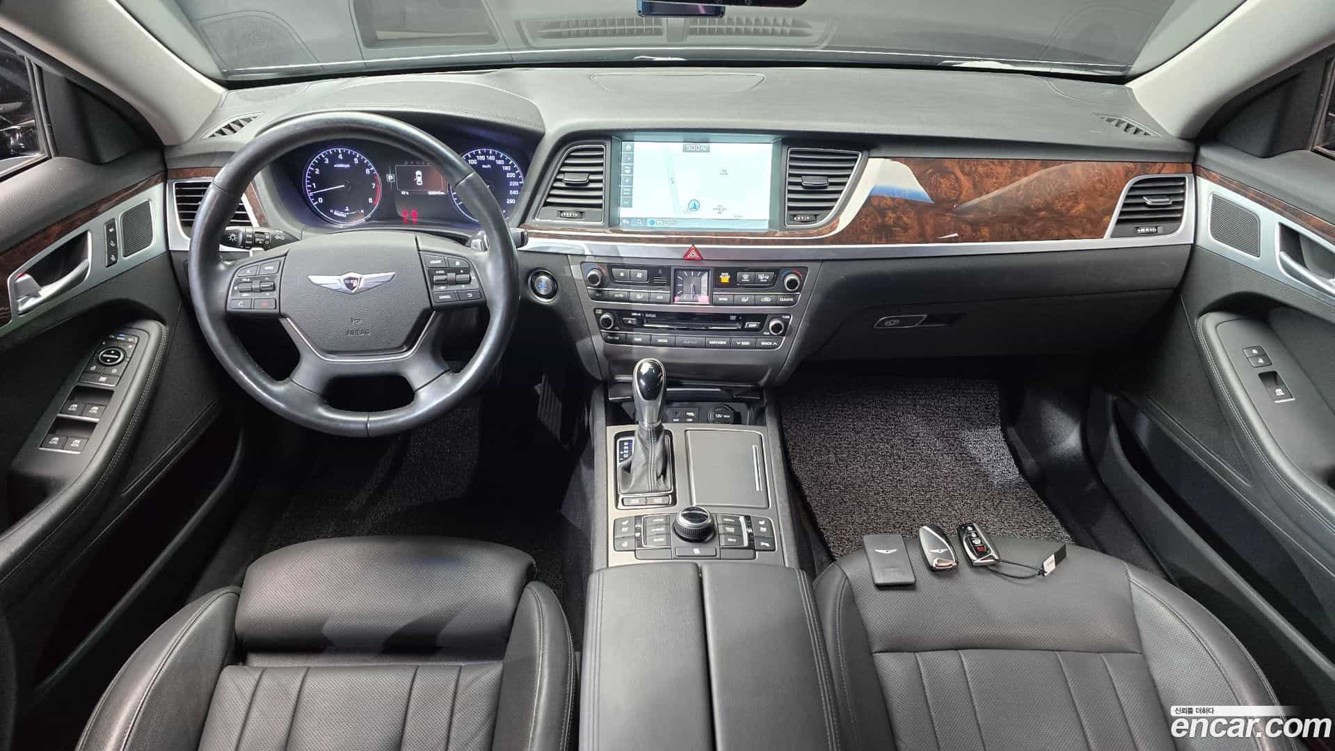 Genesis Hyundai 2016.0-INNER-007