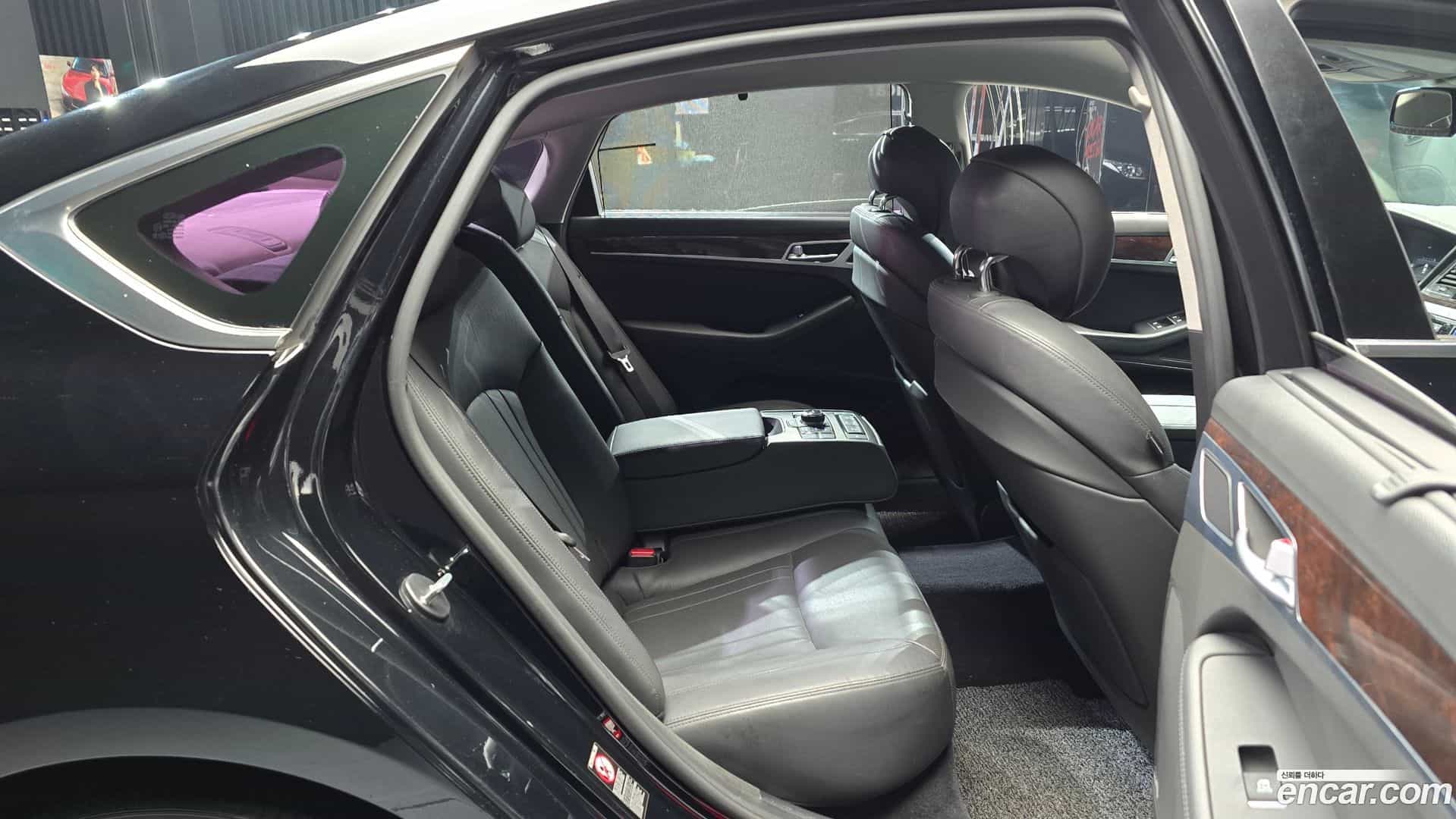 Genesis Hyundai 2016.0-OPTION-016