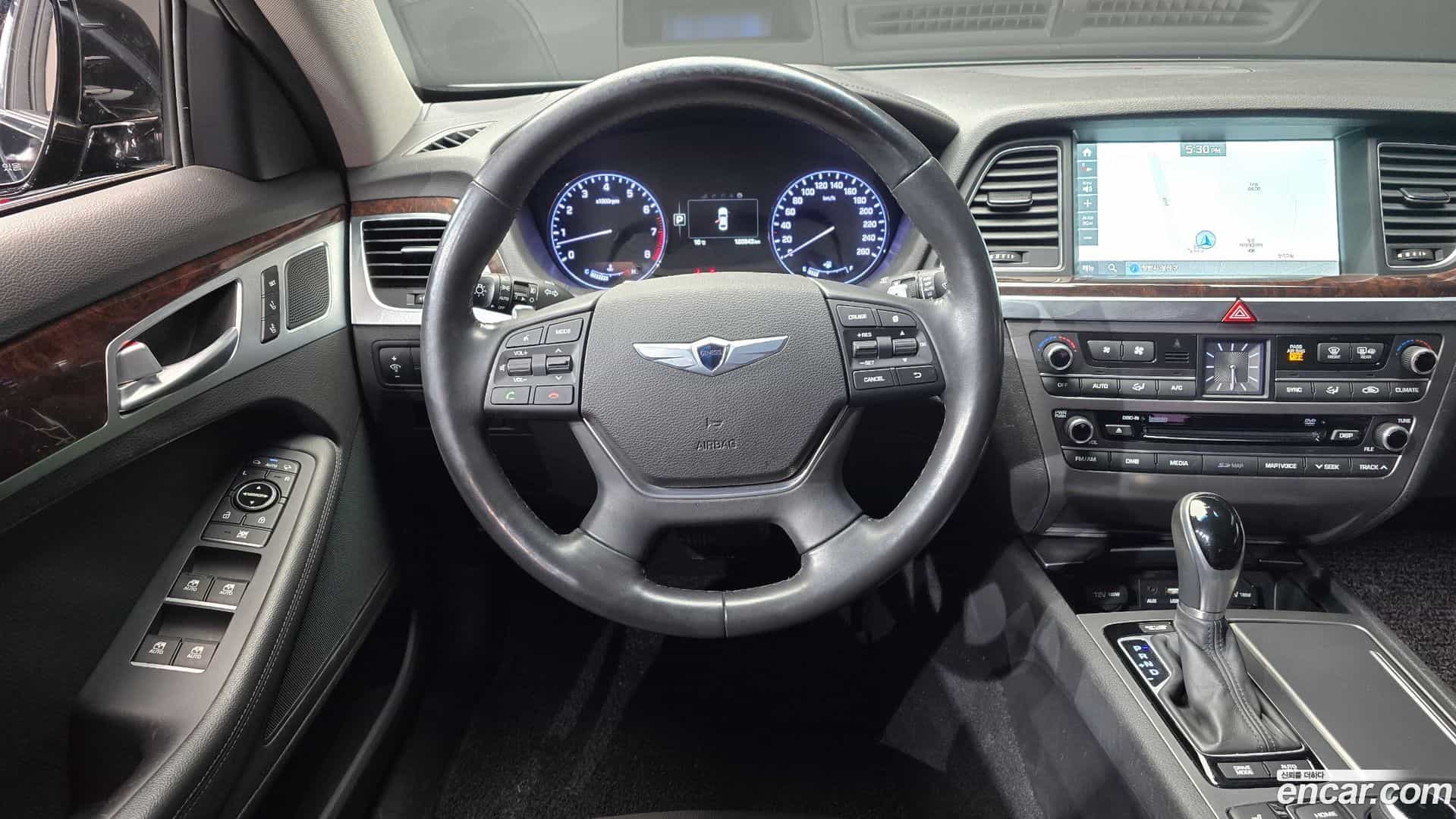 Genesis Hyundai 2016.0-OPTION-017