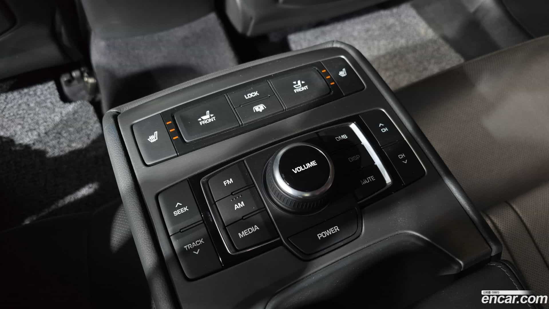 Genesis Hyundai 2016.0-OPTION-021