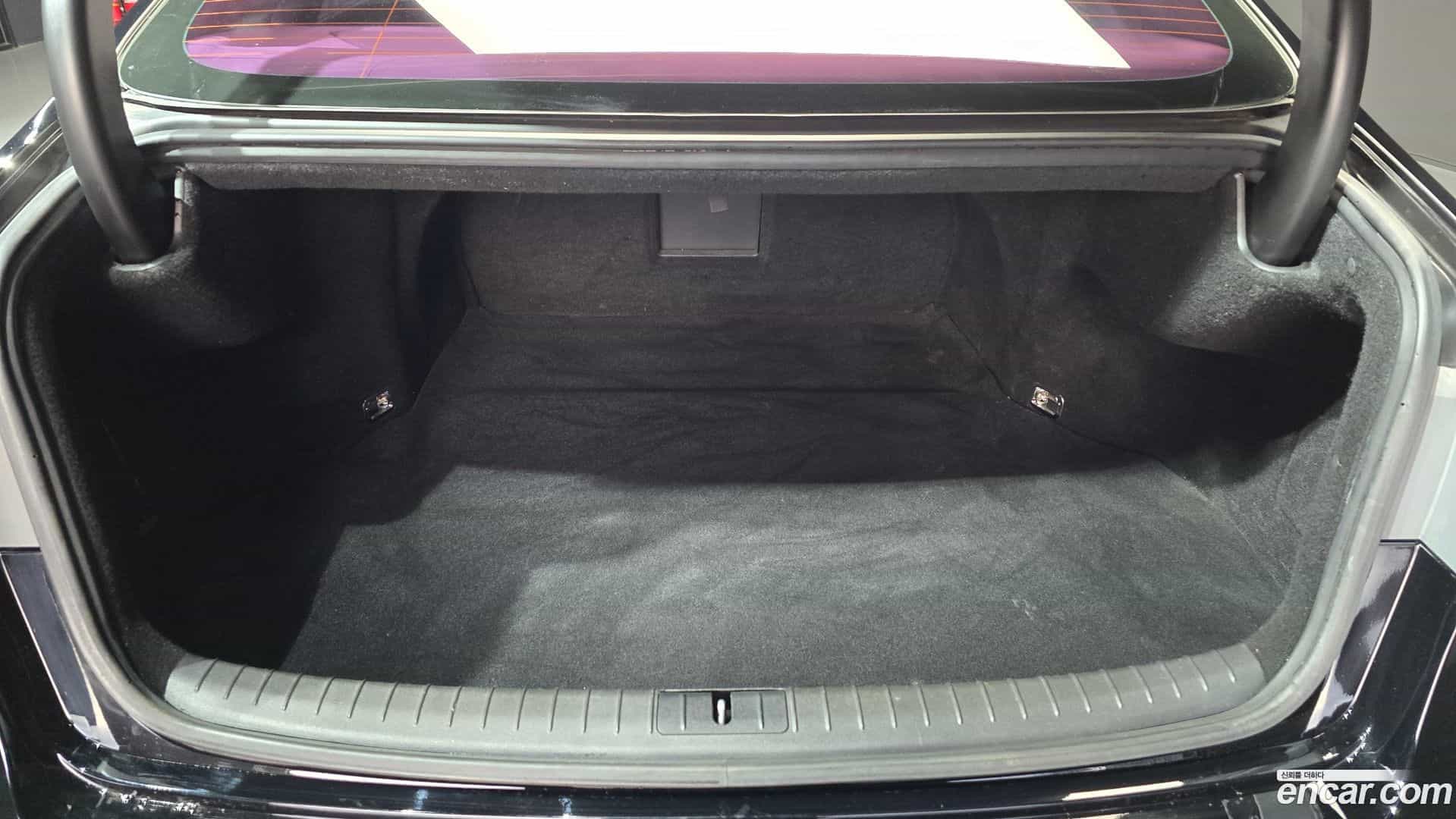 Genesis Hyundai 2016.0-OPTION-024