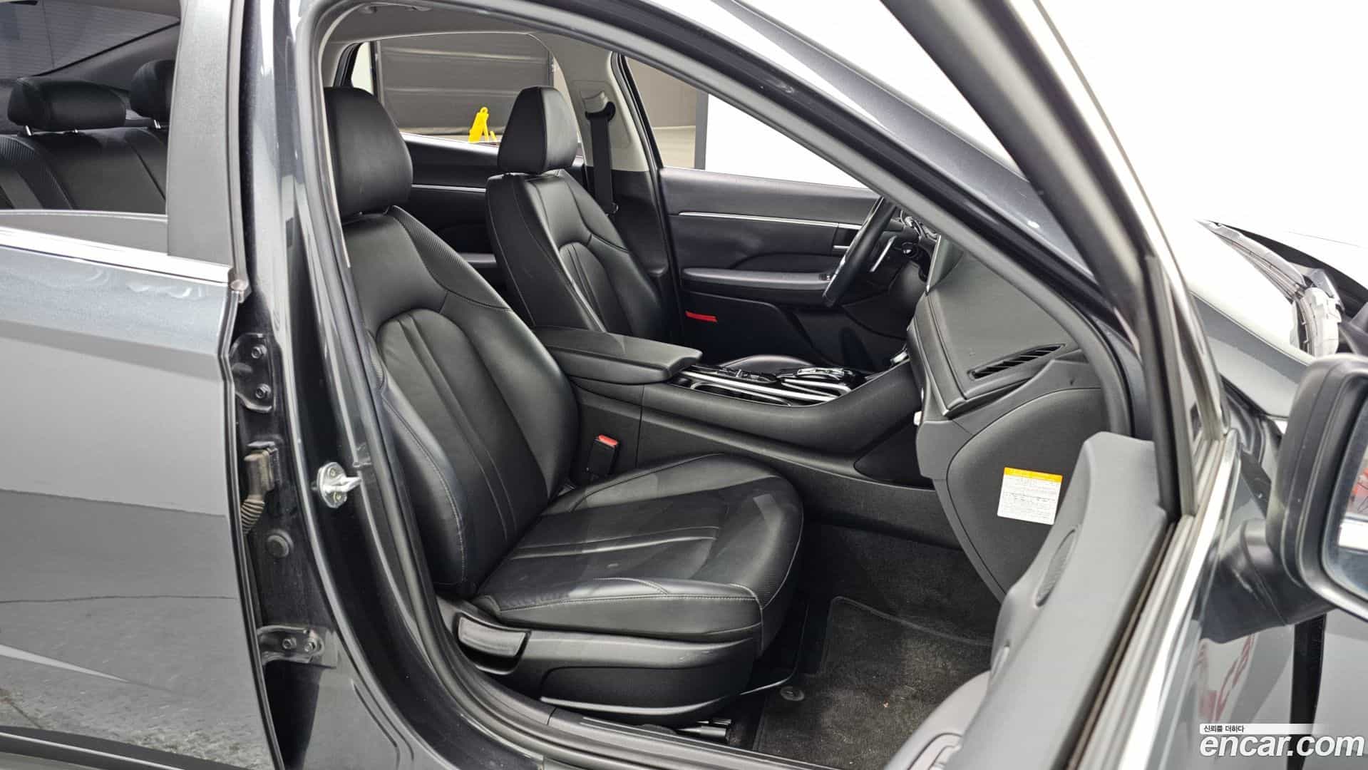 Sonata Hyundai 2021.11-OPTION-015