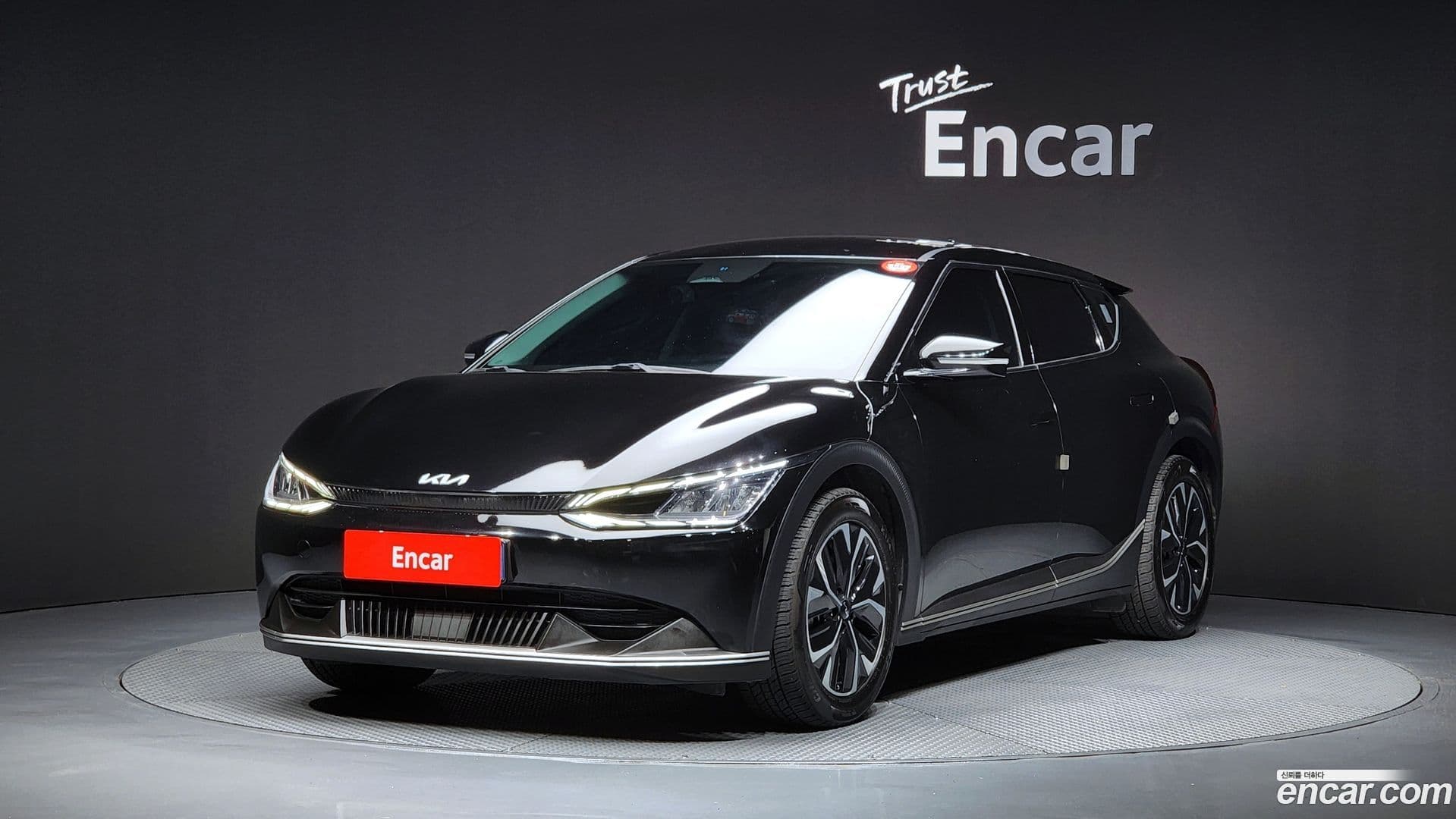 Main__Slider__Photo:EV6 Kia 2022.5-0