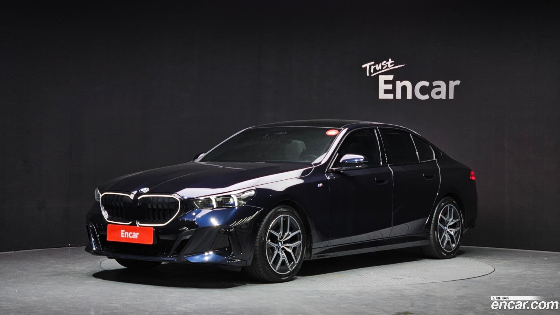 Main__Slider__Photo:5-Series BMW 2025.0-0