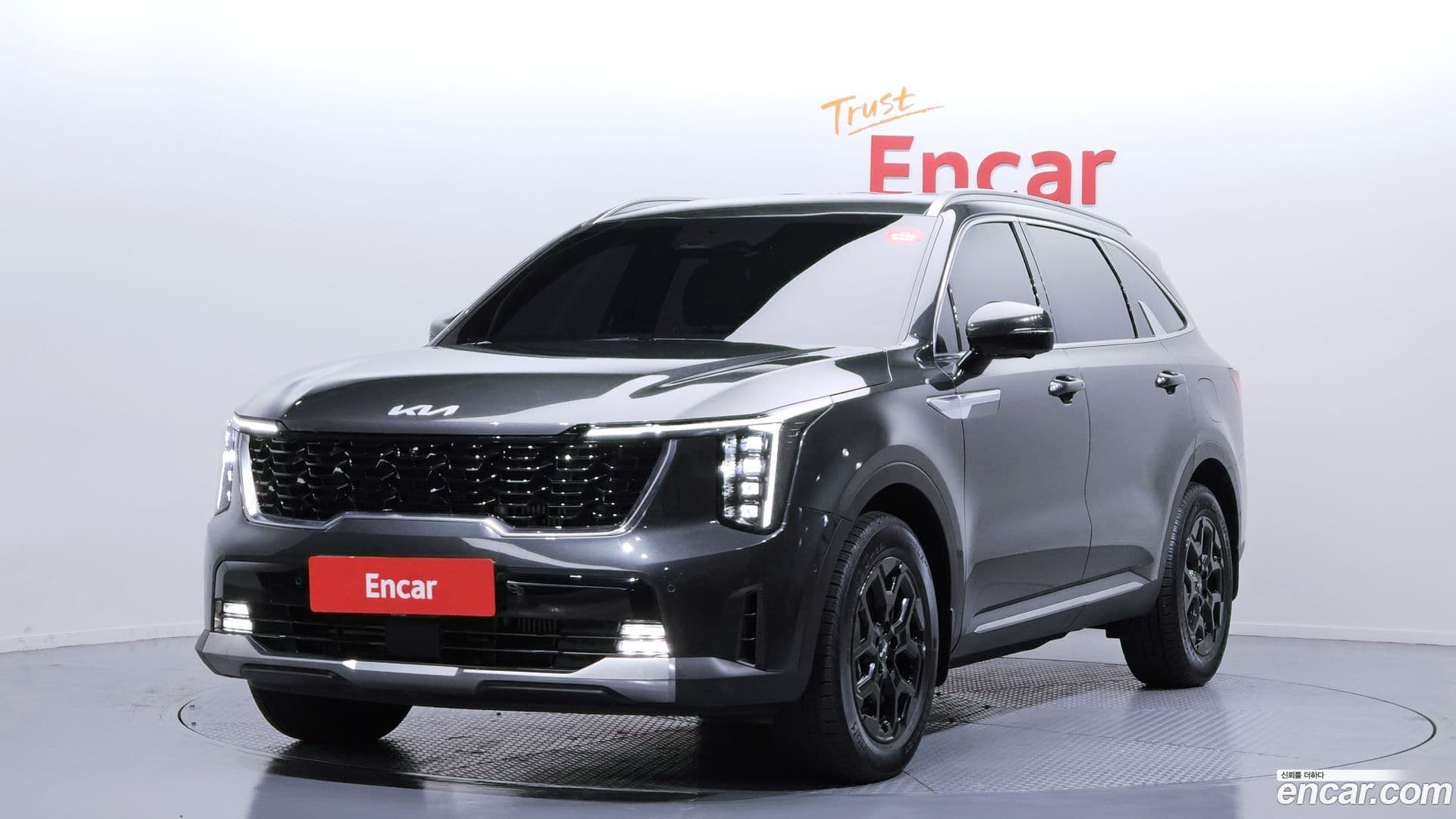 Main__Slider__Photo:Sorento Kia 2023.8-0