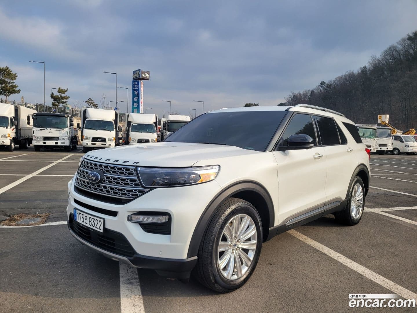 Main__Slider__Photo:Explorer Ford 2022.6-0