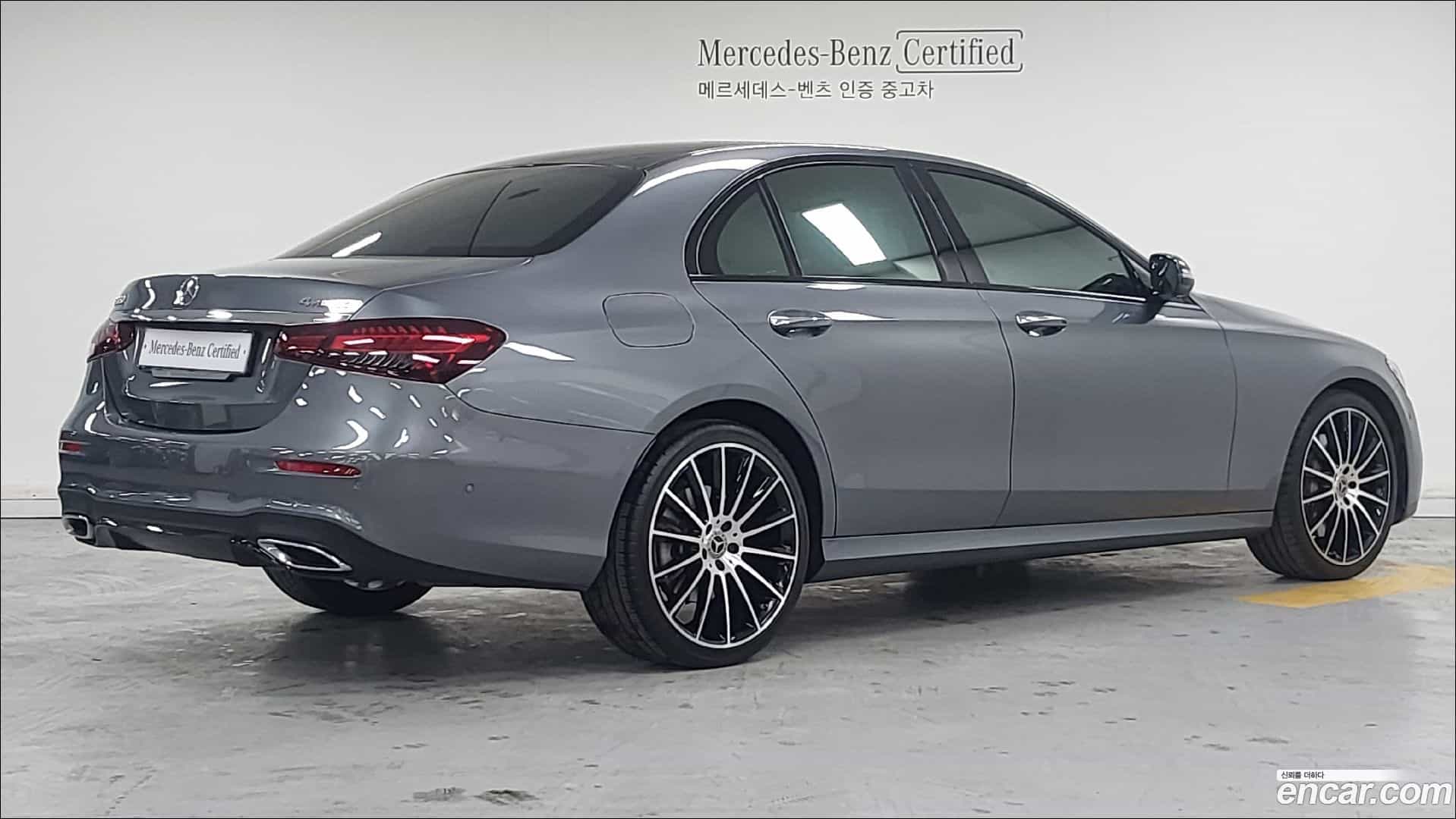 E-Class Mercedes-Benz 2022.11-OUTER-002