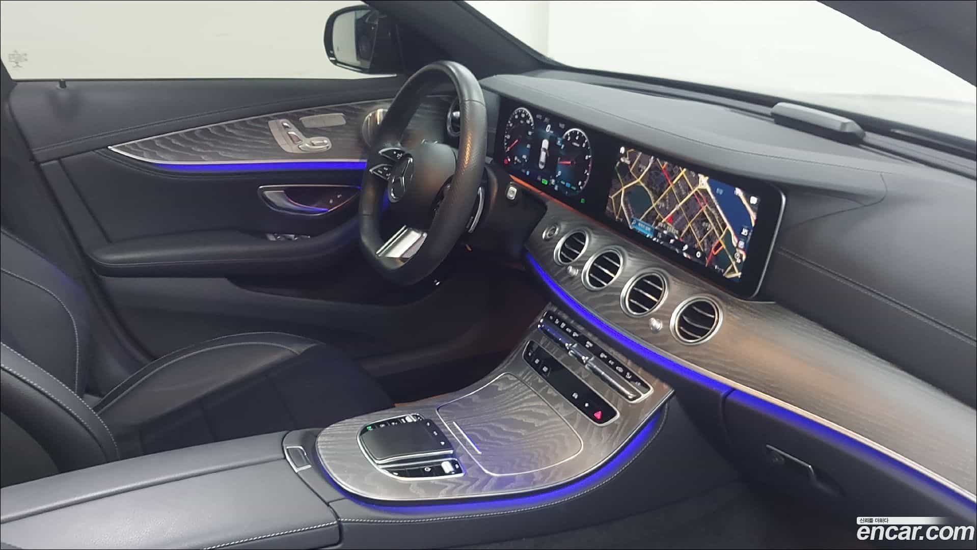 E-Class Mercedes-Benz 2022.11-INNER-009