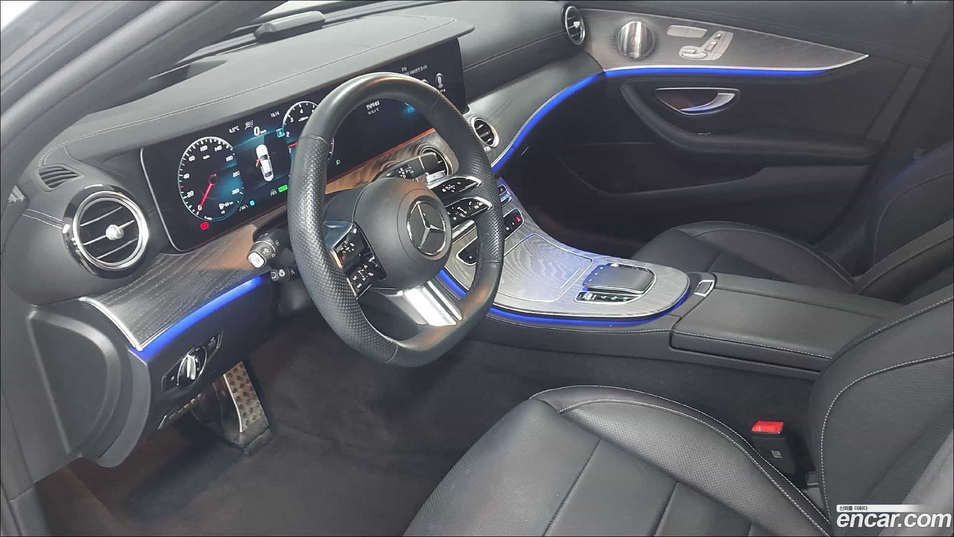 E-Class Mercedes-Benz 2022.11-OPTION-018