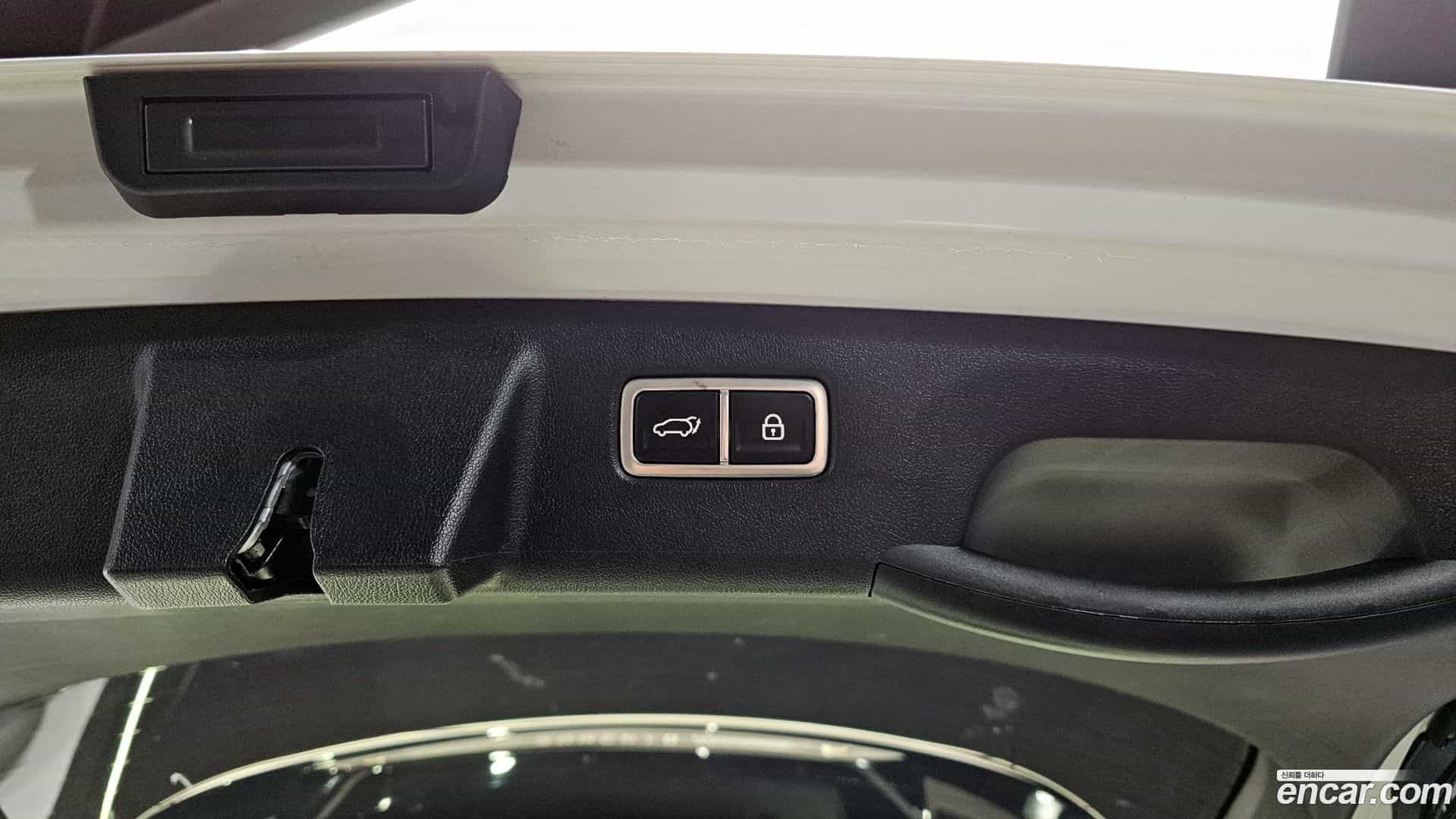 Sorento Kia 2020.4-OPTION-024