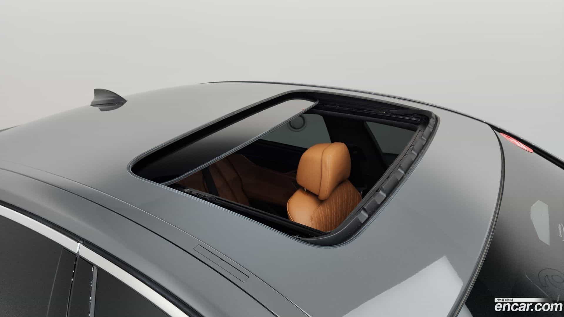 7-Series BMW 2022.8-OPTION-022