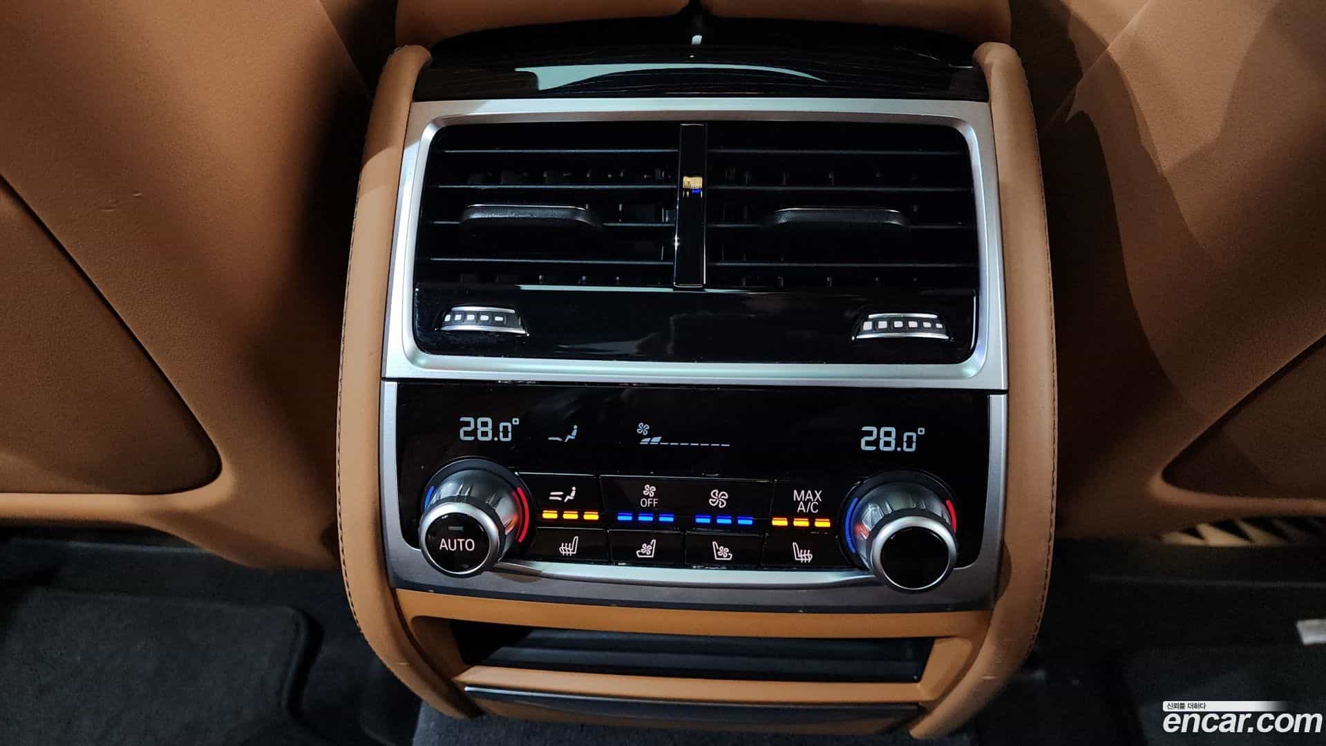 7-Series BMW 2022.8-OPTION-023