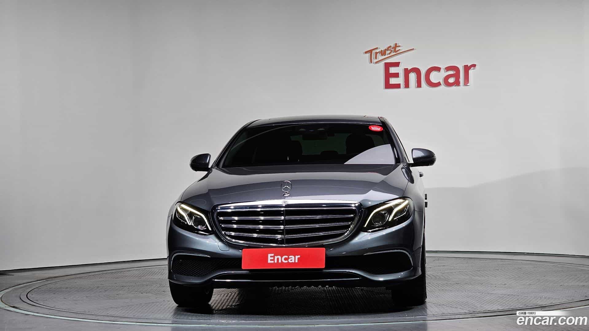 E-Class Mercedes-Benz 2018.9-OUTER-003