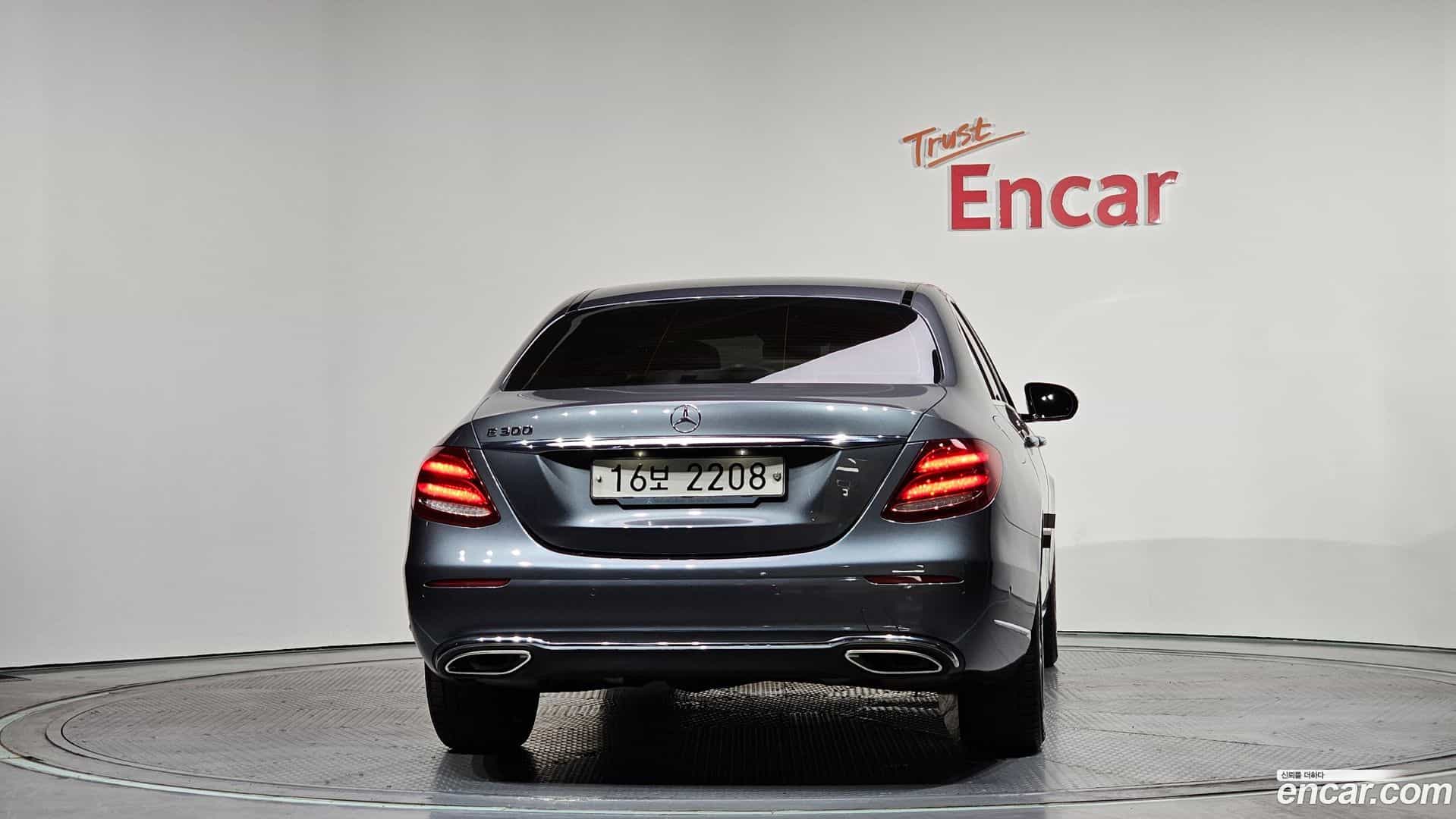 E-Class Mercedes-Benz 2018.9-OUTER-004