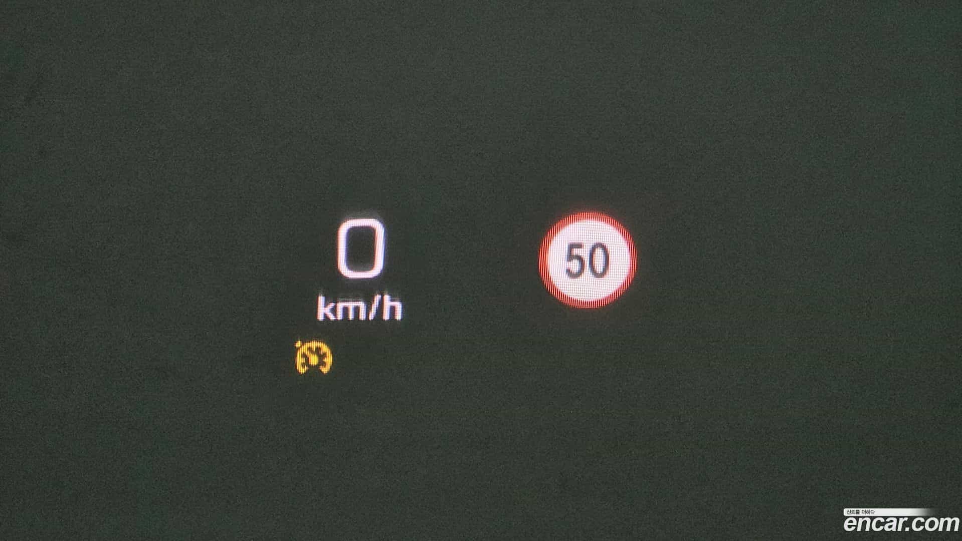 E-Class Mercedes-Benz 2018.9-OPTION-021