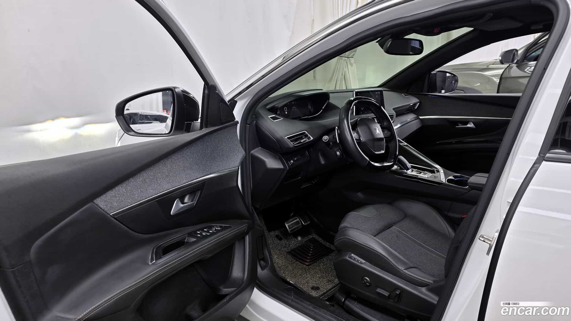 5008 Peugeot 2020.10-INNER-010