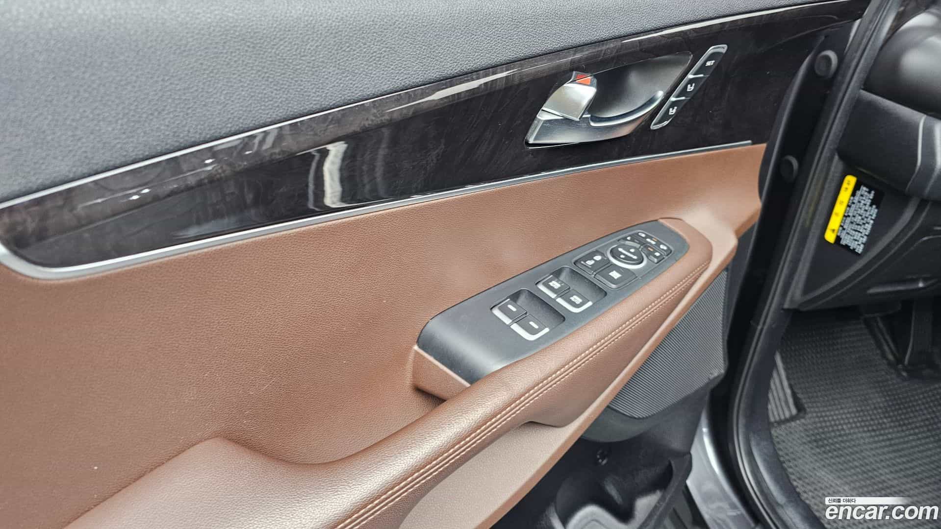 Sorento Kia 2016.3-OPTION-022