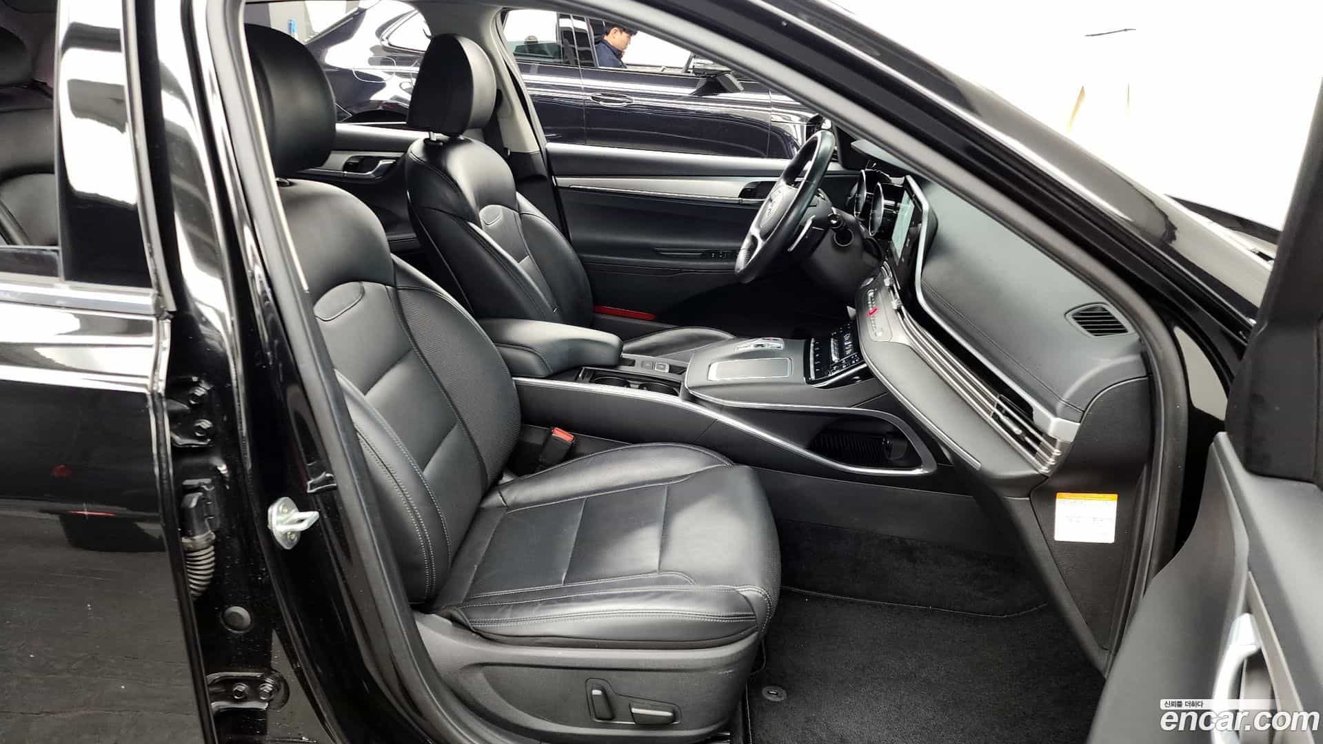 Grandeur Hyundai 2020.8-OPTION-015