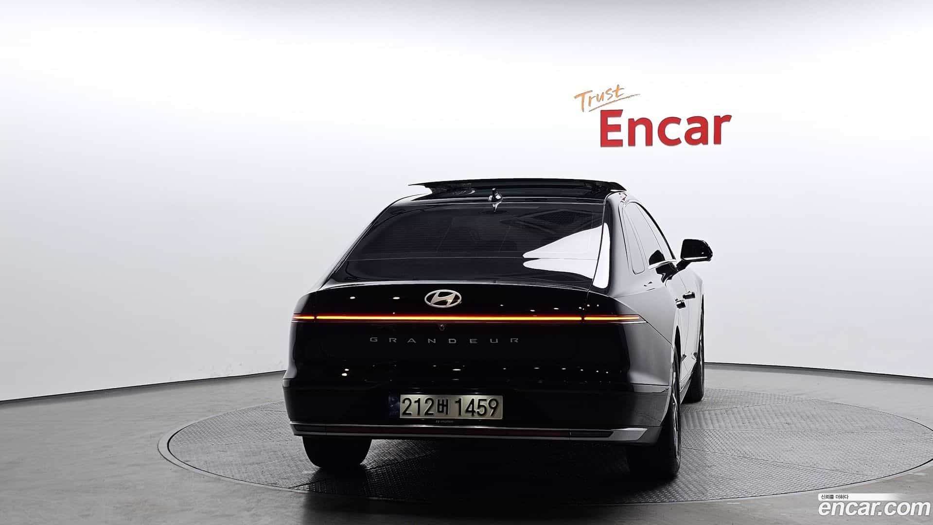 Grandeur Hyundai 2023.1-OUTER-004